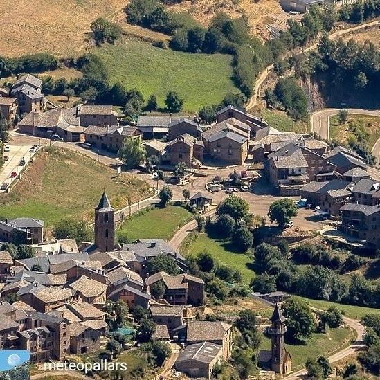 Affittacamere Casa Rogel Llesuy Esterno foto